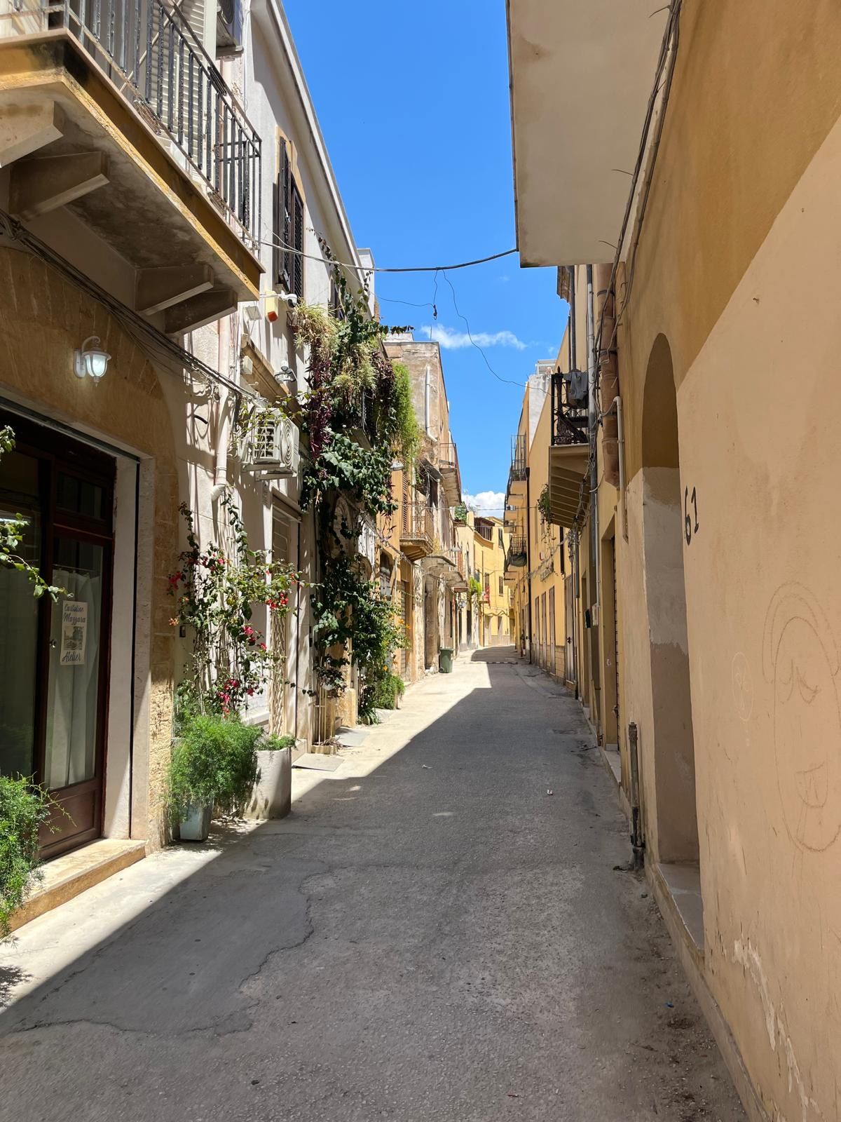 Maioliche decorate nella Casbah di Mazara del Vallo