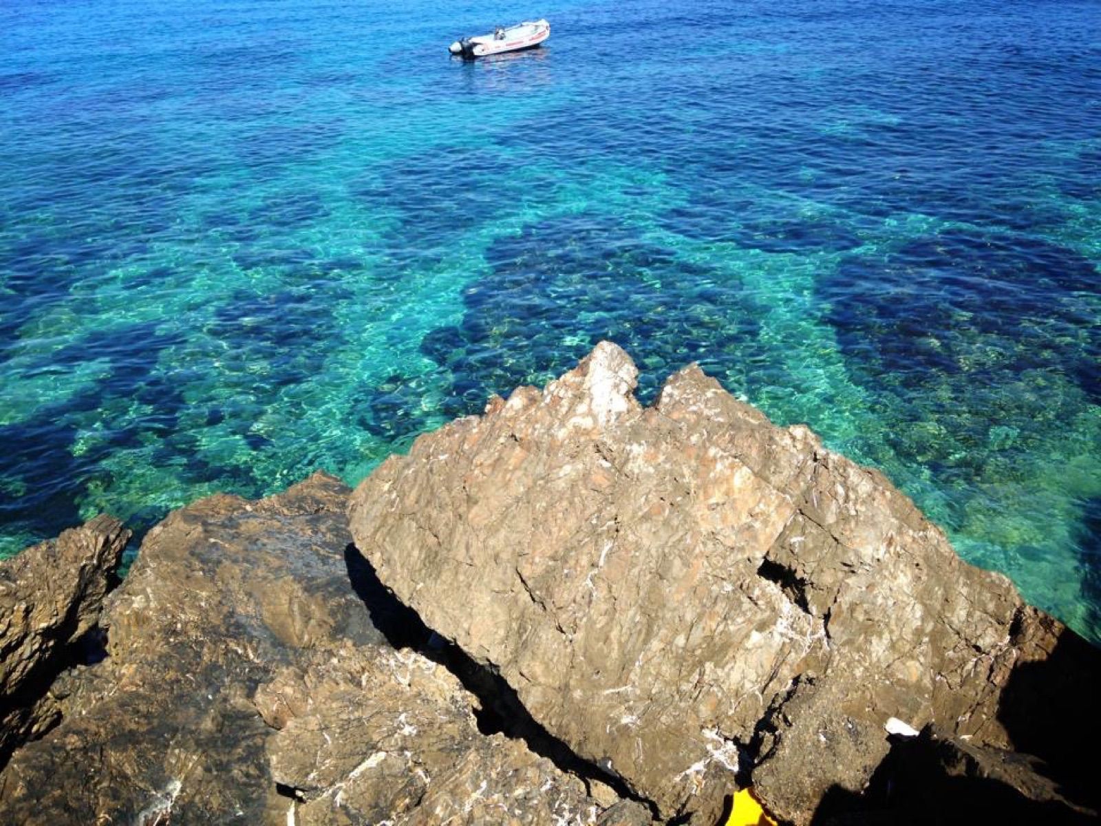 Spiaggia alle Egadi, a un'ora da Mazara del Vallo